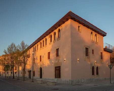 ホテル メリベア バイ ガイアルームズ サラマンカのホテル