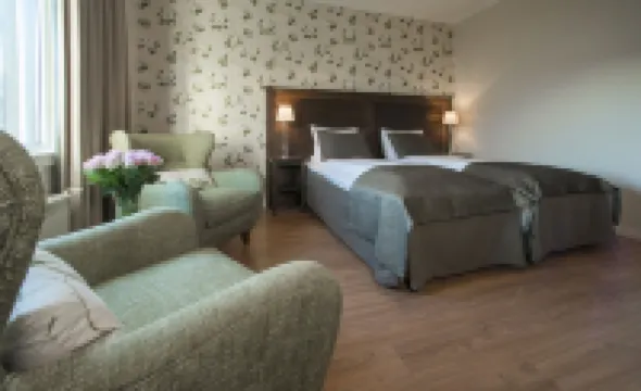 Home Hotel Park Hotels in 