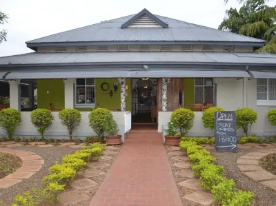Stoep Cafe Guest House Hotels in Komatipoort
