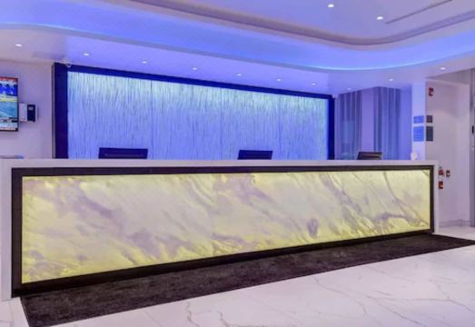 EST 호텔 토론토