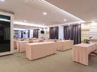 Leenova Hotel Hotels near Seacon Square Shinakarin