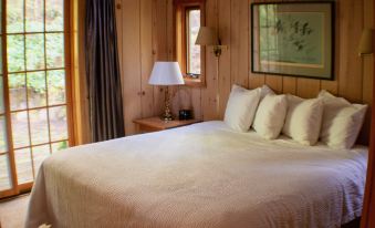 Steamboat Inn