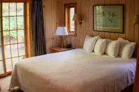 Steamboat Inn - Hot Springs