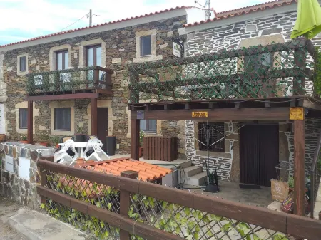 Meimoa Guesthouse Отели в г. Меймоа