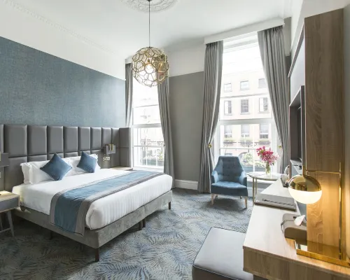 Iveagh Garden Hotel Hoteles cerca de Academia Royal Hibernian