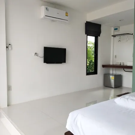 Baannok Plaina Homestay Отели рядом с достопримечательностью «Мост Раксамае»