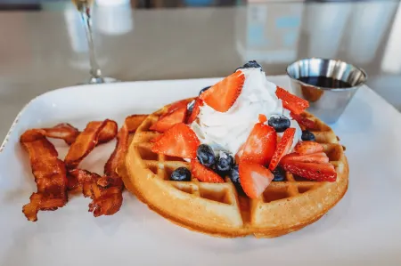 Dolphin Sands Clearwater Beach, Ascend Hotel Collection