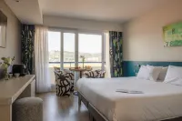 호텔 4 세르주 블랑코 Gare d'Hendaye 주변 호텔
