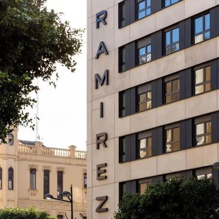 Ramirez Flats Valencia