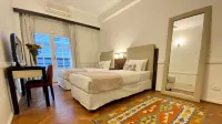 Ulises Recoleta Suites Hotels near Edificio Little England