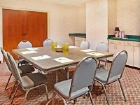 Mountain Inn & Suites Hotels in Erwin