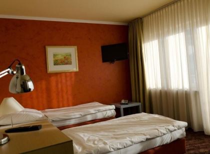 Hotel Rheinland Bonn - das Hotel mit Botschaft