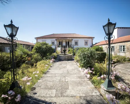 Casa de Sta Comba Hotels in Barcelos