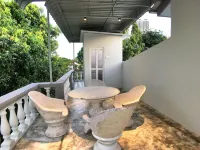 IBook10 Deluxe Loft Suite Room by IBook Homestay - Bungalows