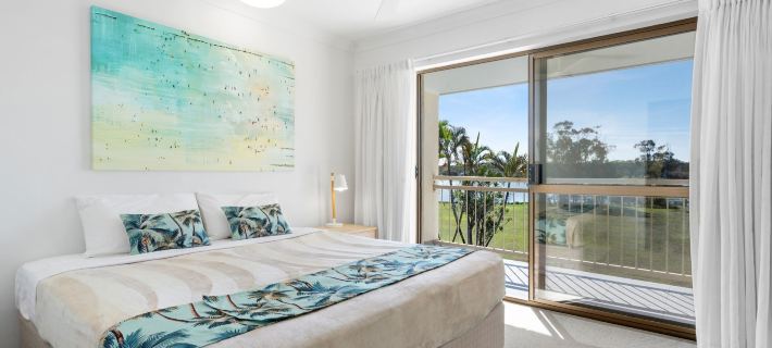 Cayman Quays Hotels in Noosaville