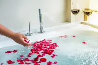 Baan Rim Ao - Hot Tub