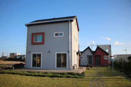 September Pension Отели рядом с достопримечательностью «Yongcheondonggul Cave»