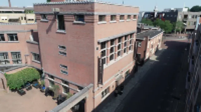 โรงแรมเฮาส์ แวน เบวาริง โรงแรมใน