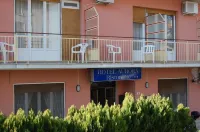 Hotel Aurora Hotels in Loano