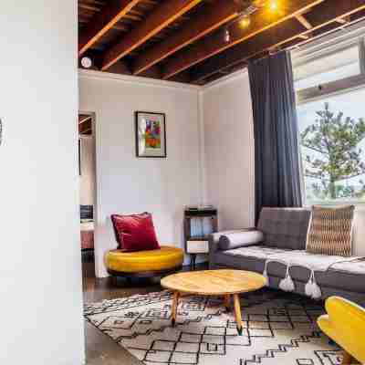 The Pink Hotel Coolangatta Rooms