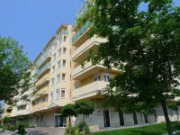 Premium Apartments Hotel a Dunakeszi