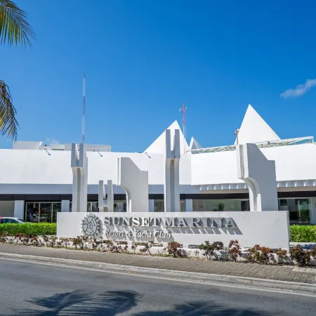 Sunset Marina Resort & Yacht Club