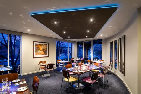 Best Western Plus Travel Inn Hotel