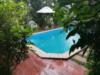 Saku Boutique Homestay - piscina