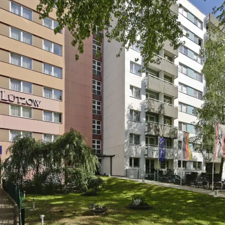 Hotel Lützow Отели рядом с достопримечательностью «Торговый центр Europa-Center»