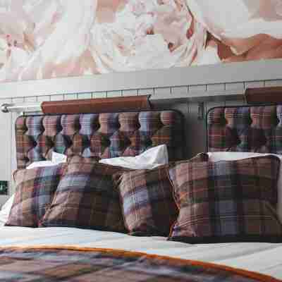 Old Court House Inn Rooms