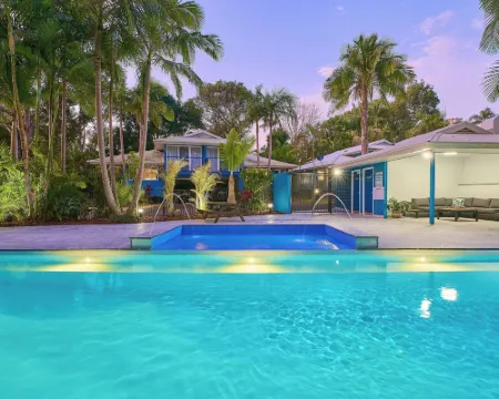 フリンス オン サーフ ビーチ ヴィラズ ポート・マッコリーのホテル