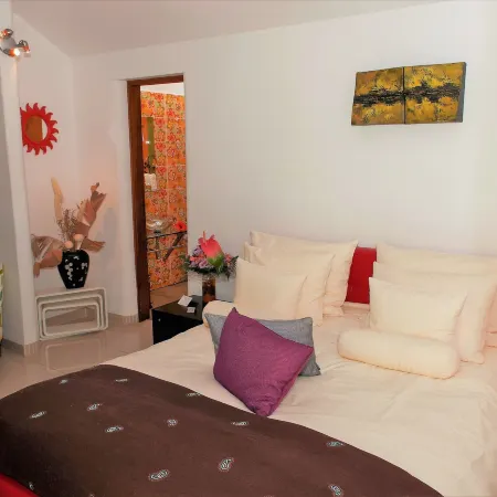 Birdcage Gay Men Resort and Lifestyle Hotel