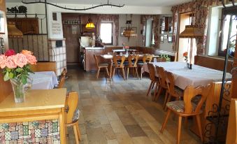 Hotel Gasthof zum Schwan