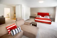 Boardinghouse by M&K