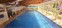 Manor of Groves Hotel, Golf & Health Club - piscine