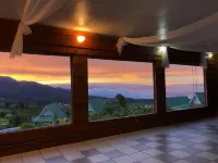 Hortensias Chalets Vara Blanca - Mountain view
