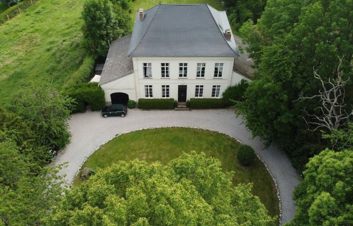 Maison De Plumes