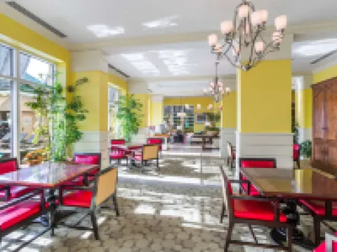 ฮิลตัน เวเคชันคลับ โอเชียนบีชคลับ เวอร์จิเนียบีช โรงแรมในเวอร์จิเนียบีช