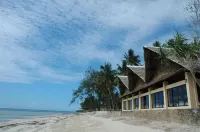 Jumuia Conference & Beach Resort - Beach