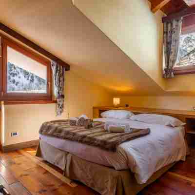 Shatush Hotel Rooms