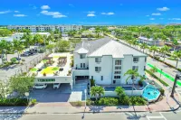 Naples Park Central Hotel - 2-Star