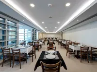 ซีนเตอร์ โฮเทล ชาร์จาห์ โรงแรมใกล้เรนรูม