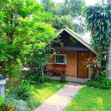 Malee's Nature Lovers Bungalows