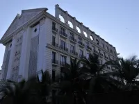 Goldfinch Hotel Mumbai Hoteles cerca de Instituto Nacional de Ingeniería Industrial NITIE
