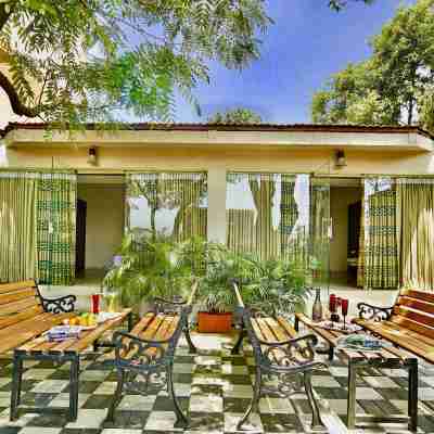 Manas Resort with Petting Zoo Hotel Exterior