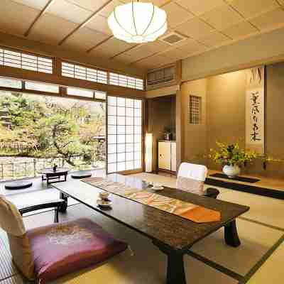 天見温泉 南天苑 Rooms