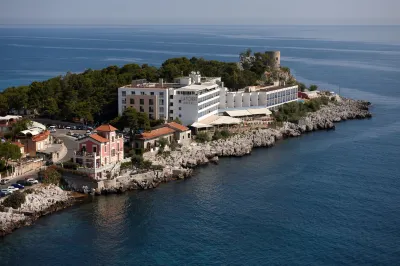 Splendid Hotel la Torre Hotels near Mondello Palace Hotel