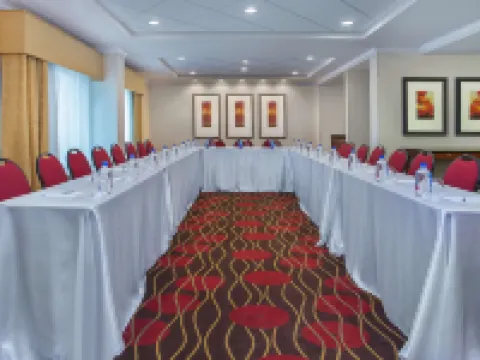 希爾頓歡朋酒店-科尼爾斯 科尼爾斯酒店