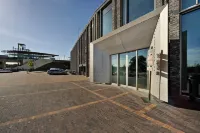 Van der Valk Hotel Nijmegen-Lent - parking
