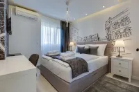 Classy Design Accommodation Отели в г. 